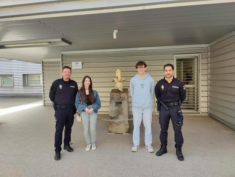 25-26 clgs crimen 03