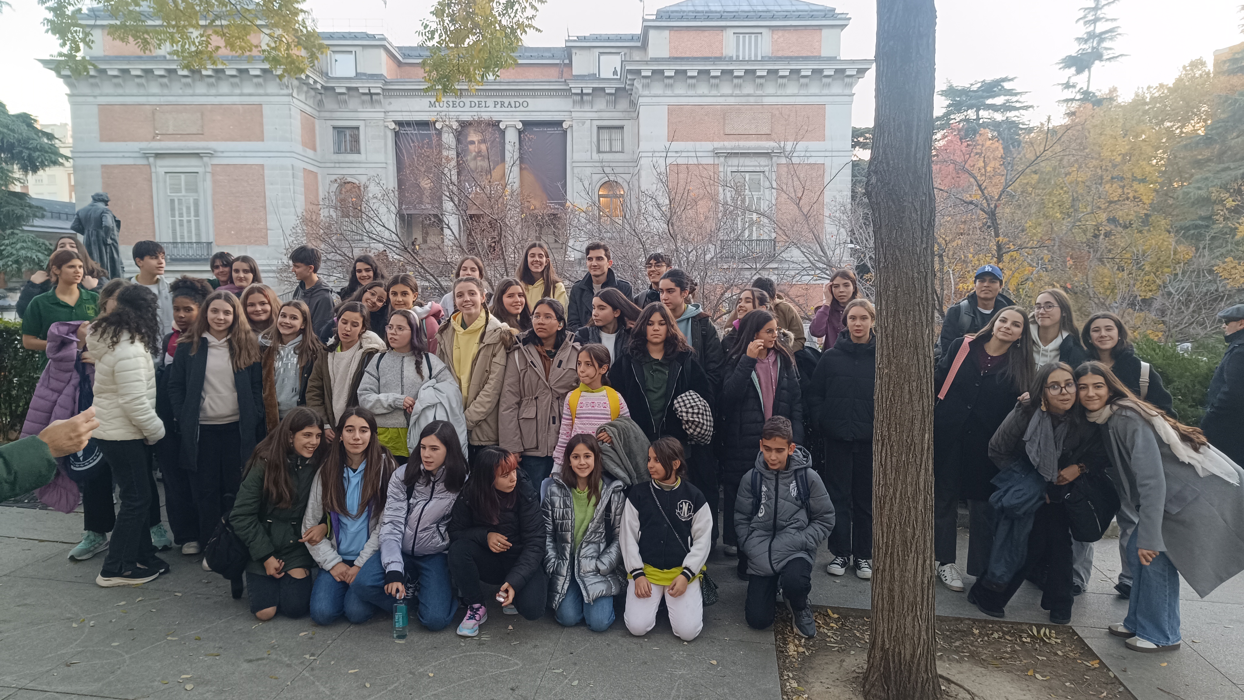 25-26 coro M 01 25-26 coro M 01