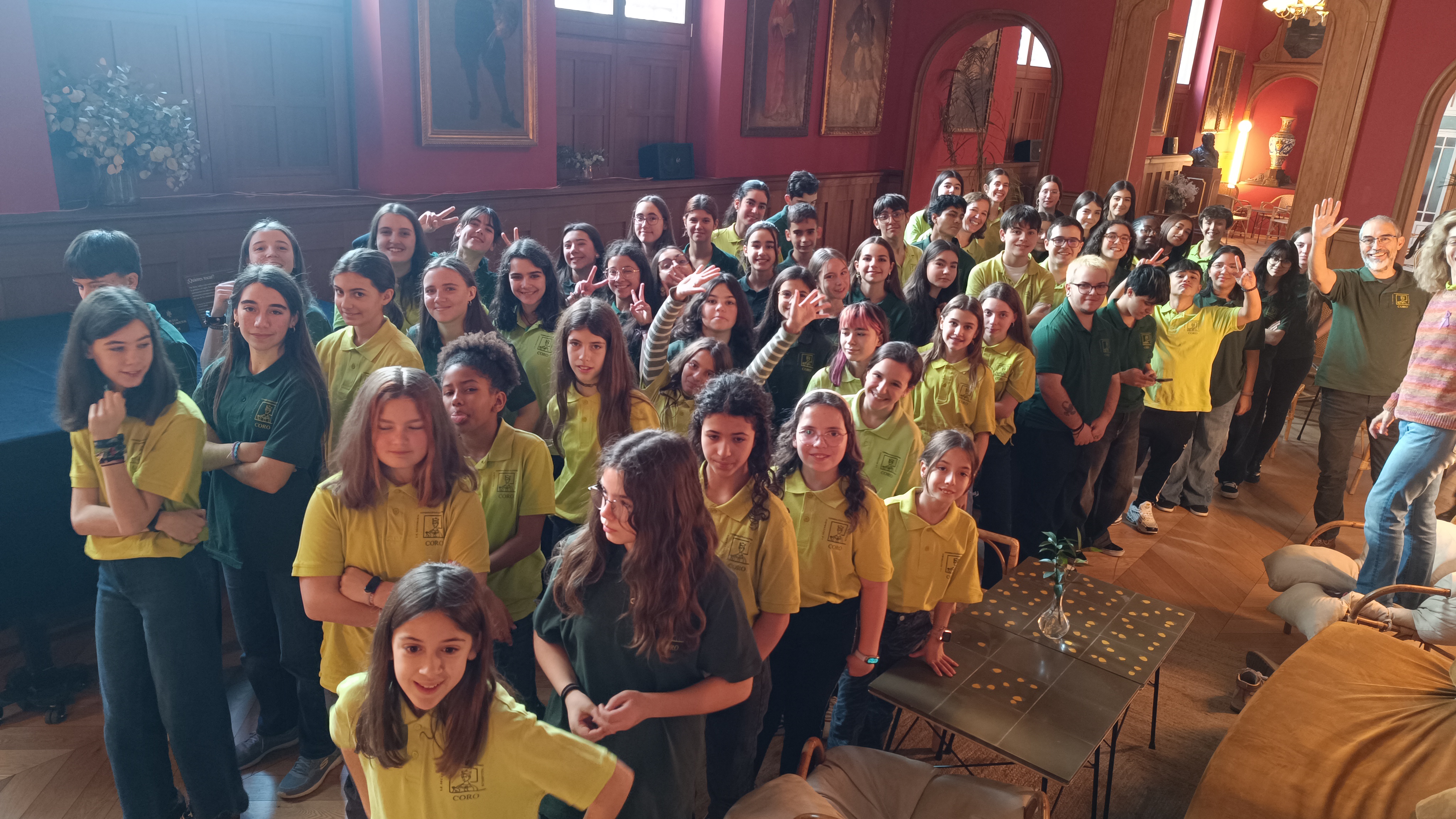 25-26 coro M 02 25-26 coro M 02