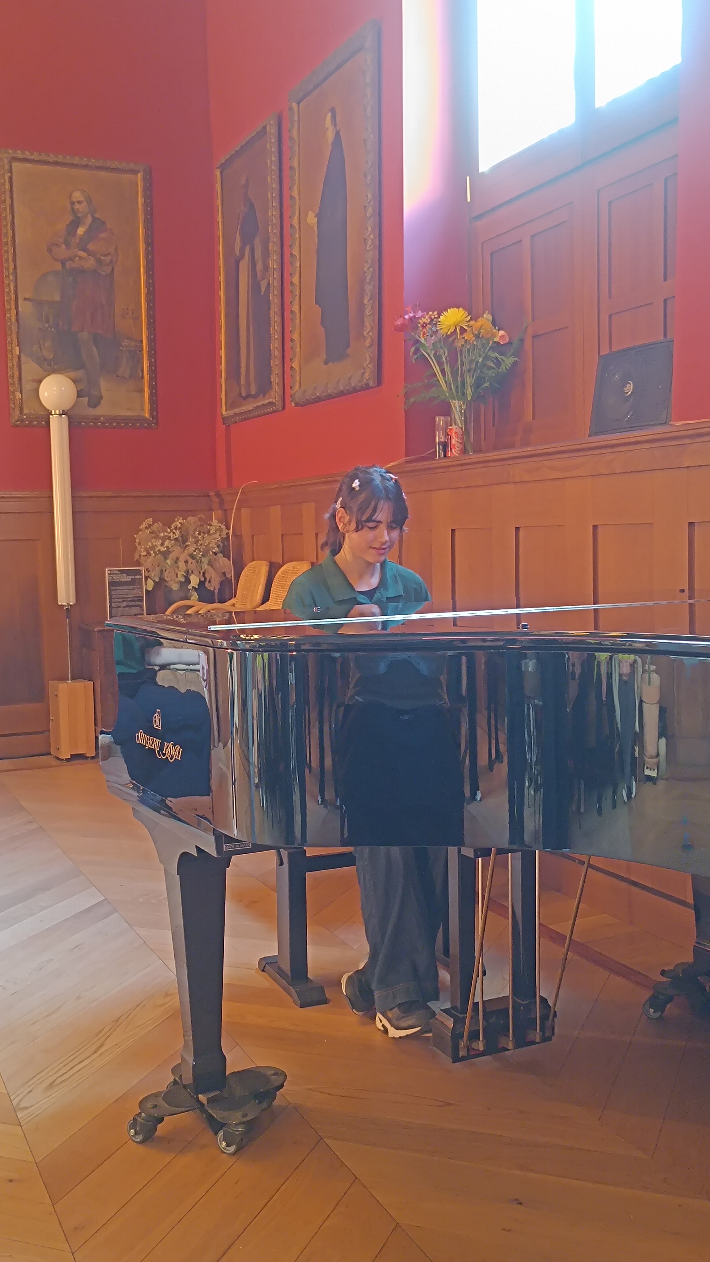 25-26 coro M 05 25-26 coro M 05