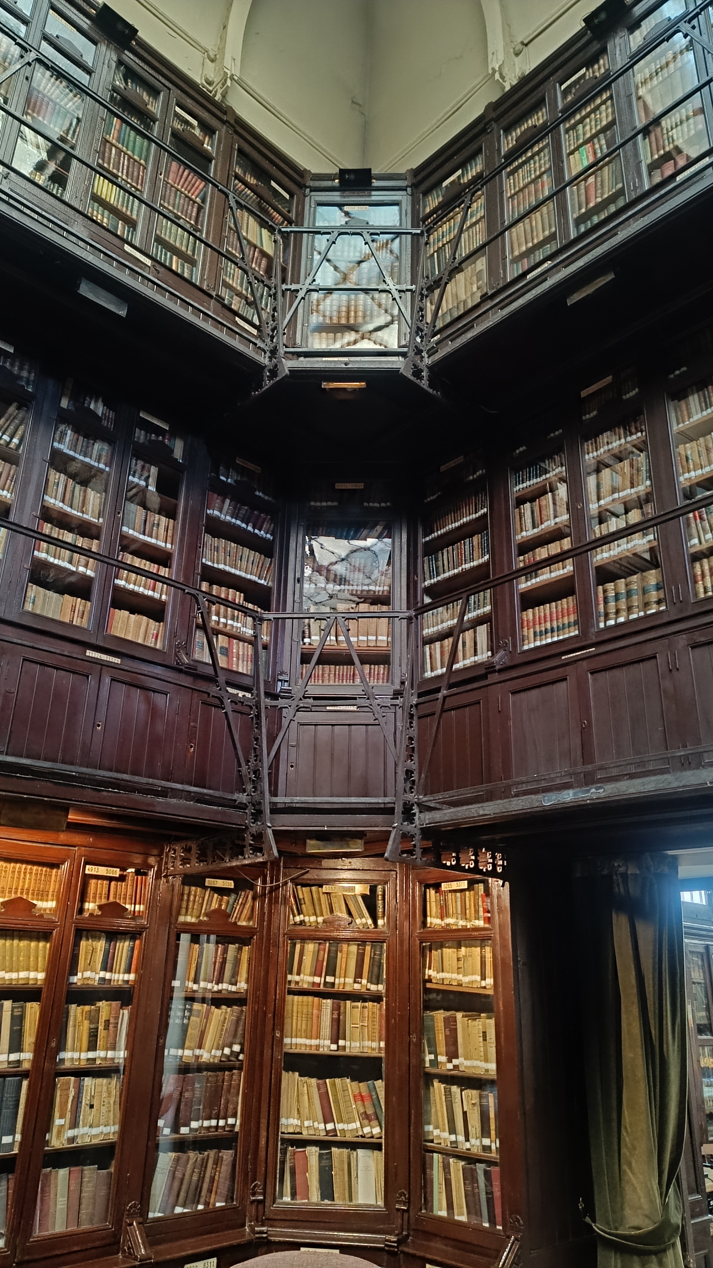 25-26 coro M 06 25-26 coro M 06